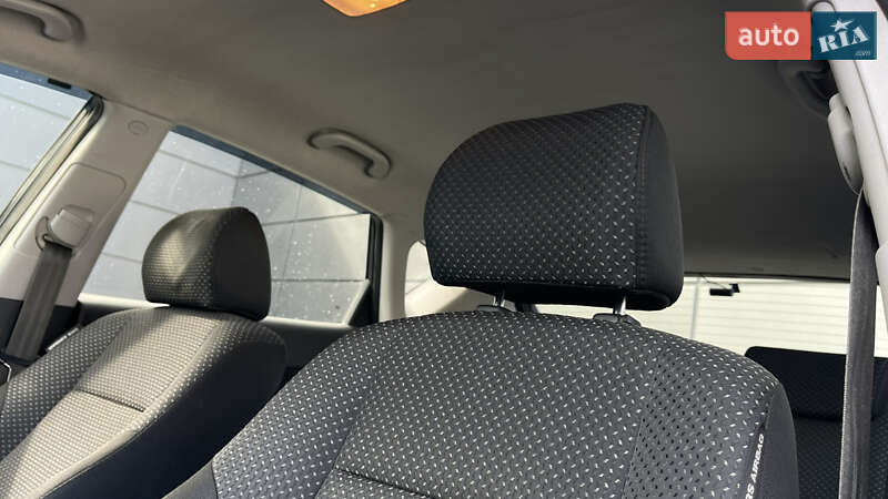 Хэтчбек Hyundai i30 2011 в Одессе