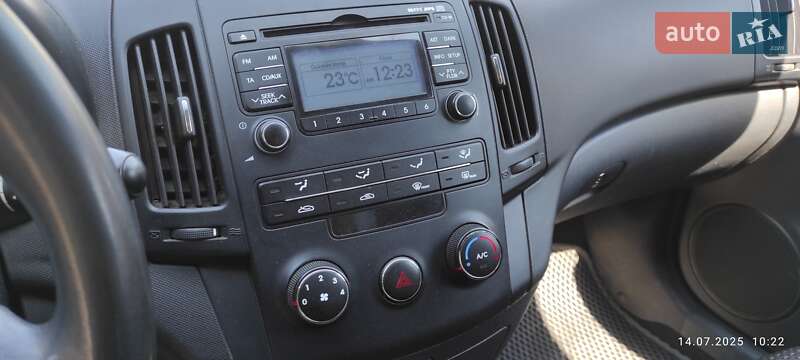 Универсал Hyundai i30 2008 в Зенькове