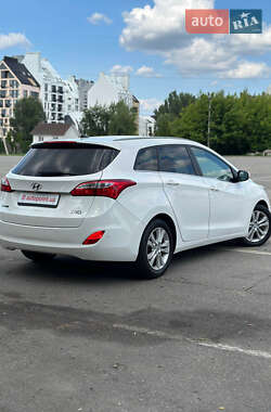 Универсал Hyundai i30 2013 в 