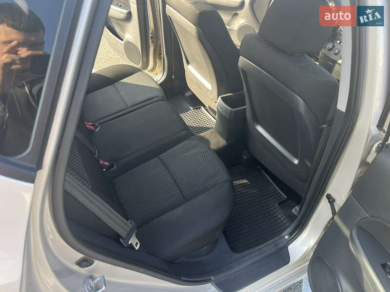 Хэтчбек Hyundai i30 2011 в Киеве