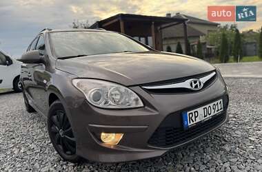 Универсал Hyundai i30 2012 в 