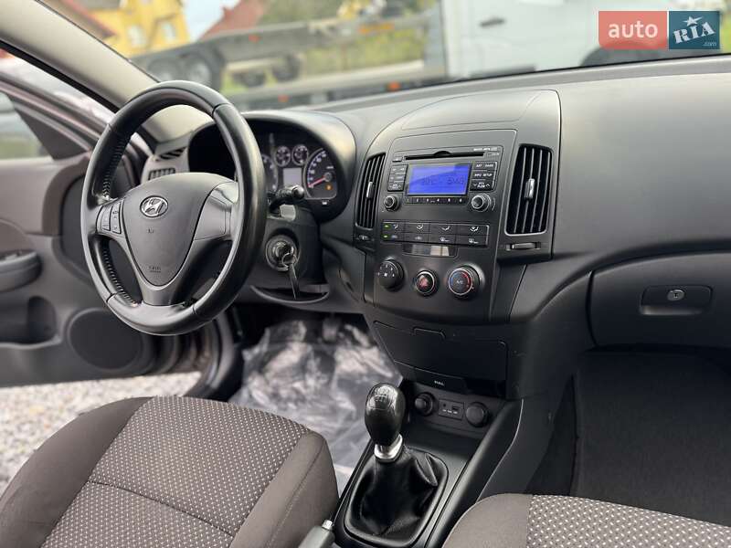 Универсал Hyundai i30 2012 в Дрогобыче