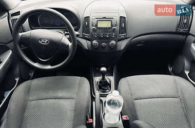 Универсал Hyundai i30 2009 в 