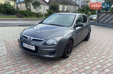 Хетчбек Hyundai i30 2009 в Рівному