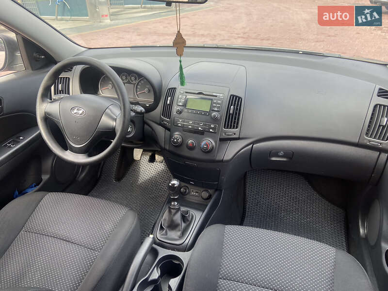 Хэтчбек Hyundai i30 2009 в Ровно