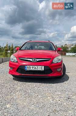 Универсал Hyundai i30 2010 в 