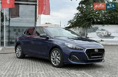Фастбэк Hyundai i30 2019 в Днепре