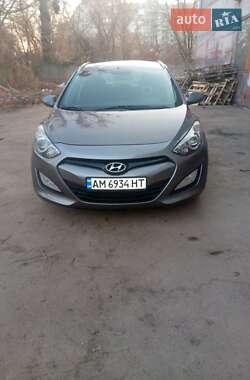 Універсал Hyundai i30 2014 в Житомирі