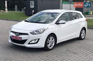Універсал Hyundai i30 2012 в Радивиліві