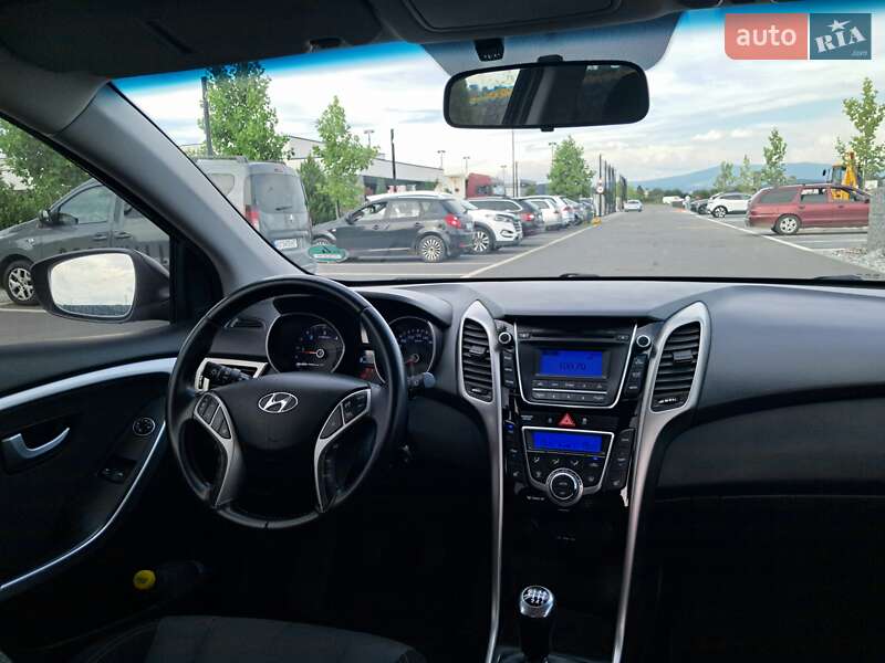 Універсал Hyundai i30 2014 в Мукачевому