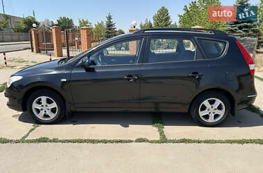 Универсал Hyundai i30 2008 в 