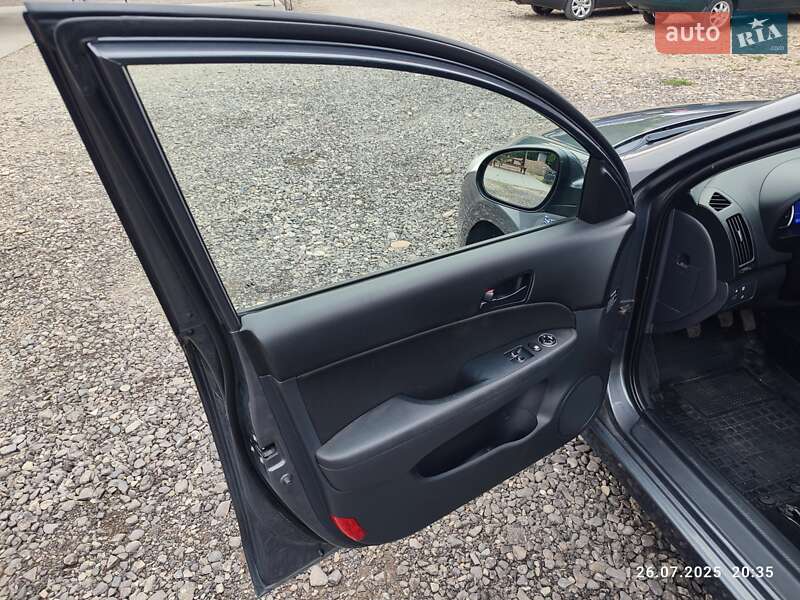 Универсал Hyundai i30 2011 в Ивано-Франковске