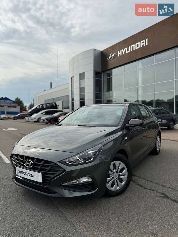 Hyundai i30 2021