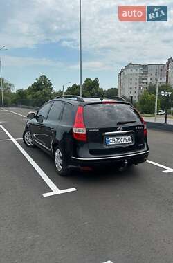 Универсал Hyundai i30 2009 в 