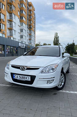 Универсал Hyundai i30 2009 в Черкассах