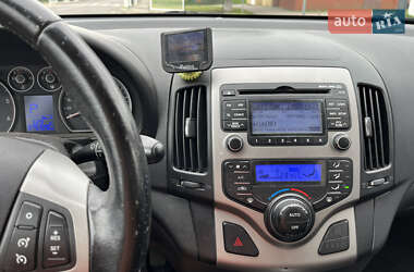Универсал Hyundai i30 2011 в 