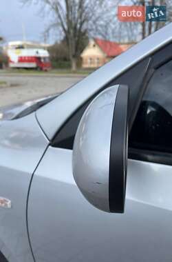 Хэтчбек Hyundai i30 2009 в 