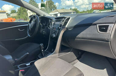 Хэтчбек Hyundai i30 2013 в 