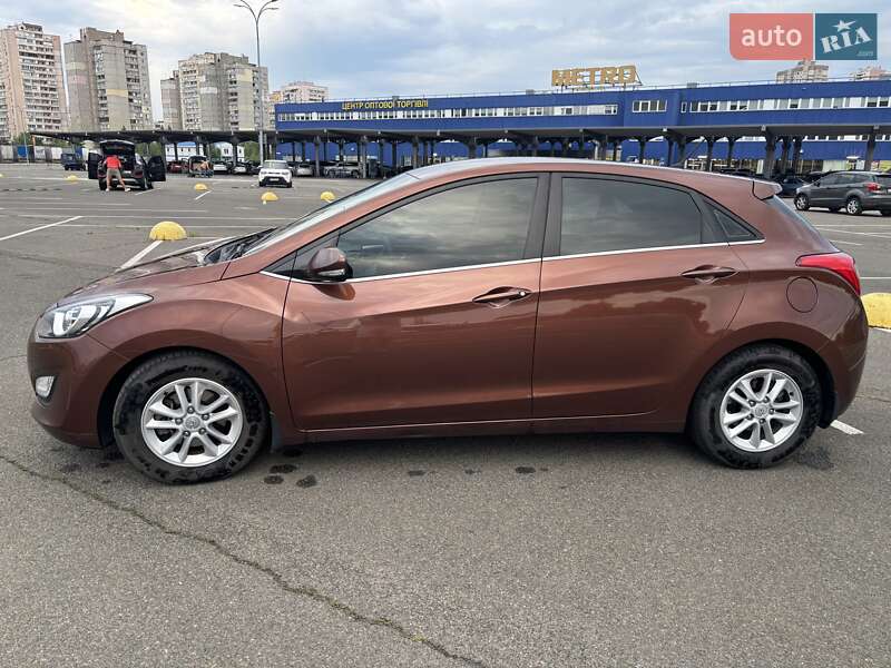 Hyundai i30 2012