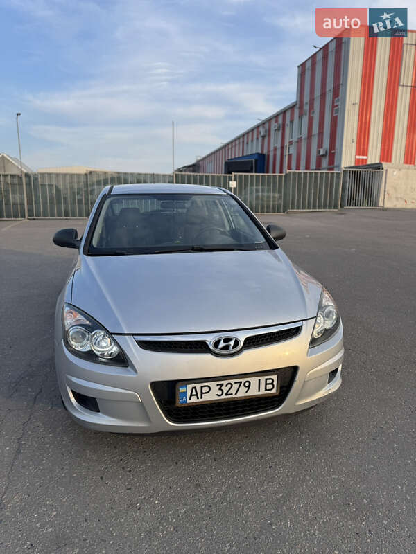 Хетчбек Hyundai i30 2009 в Харкові фото 2 Хетчбек Hyundai i30 2009 в Харкові
