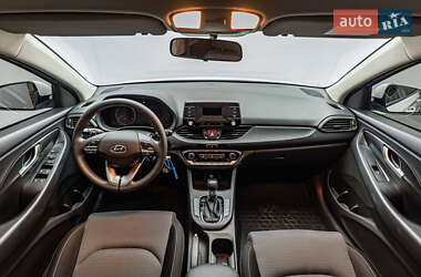Хэтчбек Hyundai i30 2022 в 