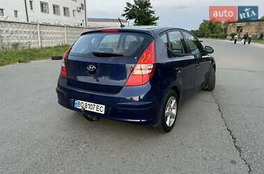 Хэтчбек Hyundai i30 2007 в 