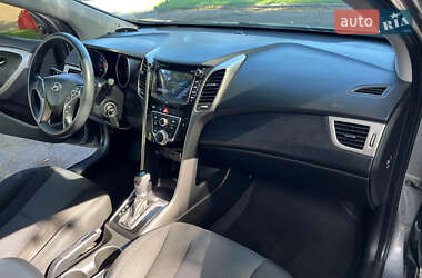 Хэтчбек Hyundai i30 2012 в 