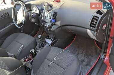 Универсал Hyundai i30 2009 в 