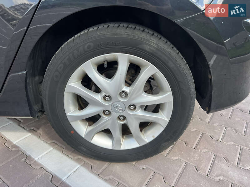 Хетчбек Hyundai i30 2010 в Києві
