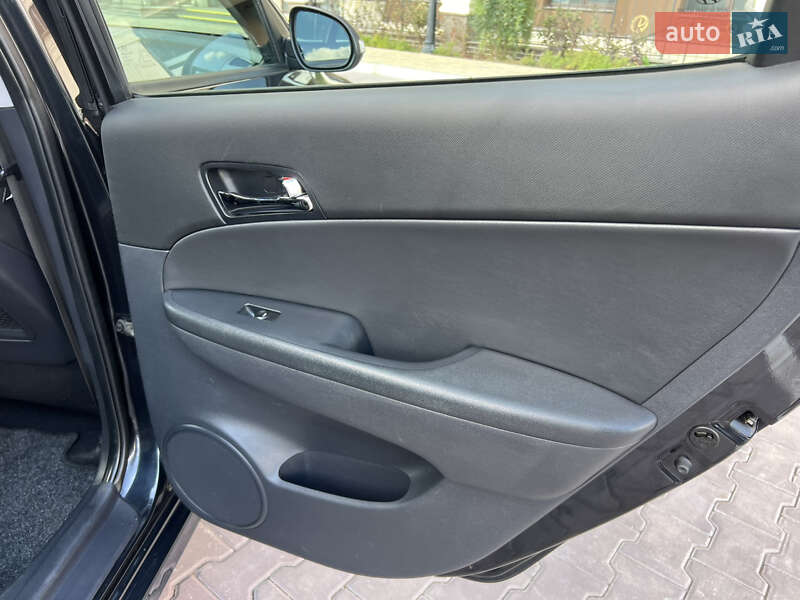 Хетчбек Hyundai i30 2010 в Києві