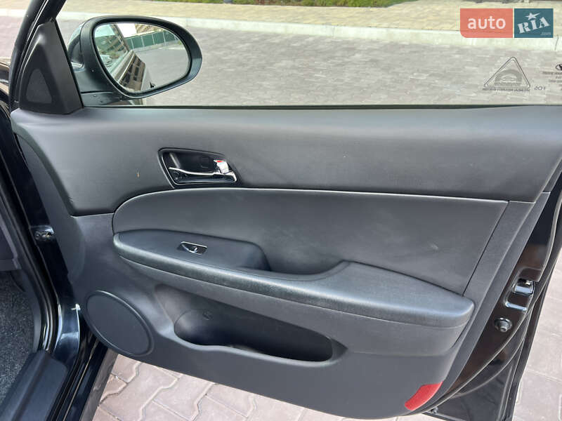 Хетчбек Hyundai i30 2010 в Києві