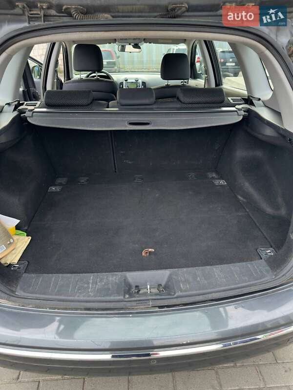 Универсал Hyundai i30 2010 в Житомире