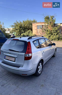 Универсал Hyundai i30 2009 в 