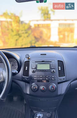 Универсал Hyundai i30 2009 в 