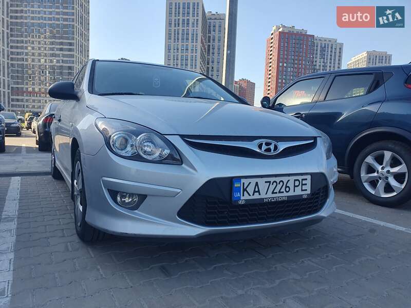 Hyundai i30 2011