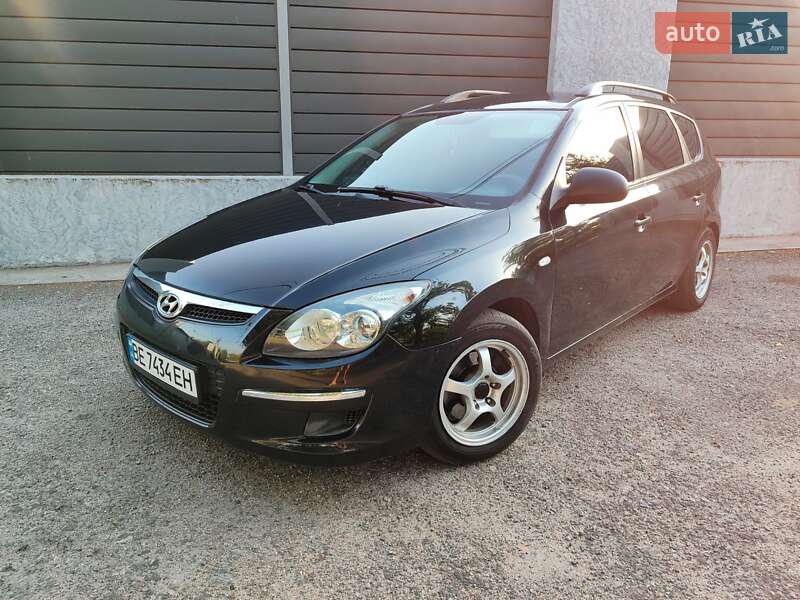 Универсал Hyundai i30 2008 в 