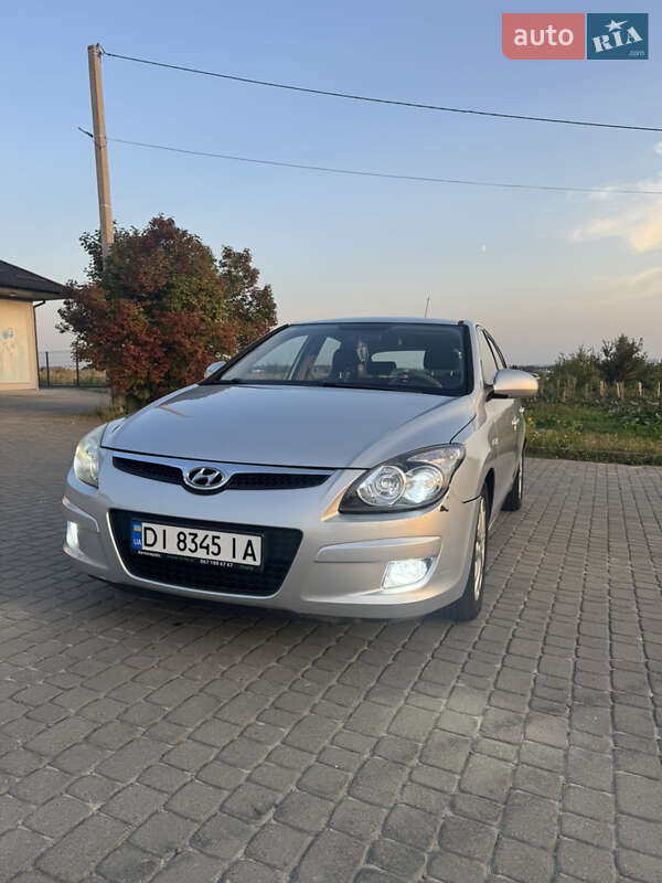 Хэтчбек Hyundai i30 2007 в Львове