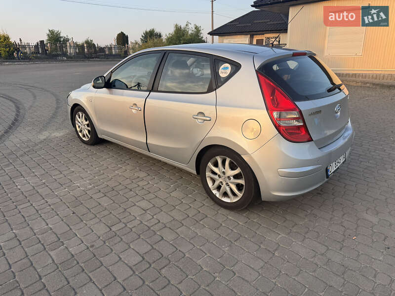 Хэтчбек Hyundai i30 2007 в Львове