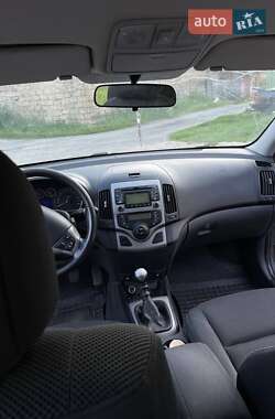 Универсал Hyundai i30 2009 в 