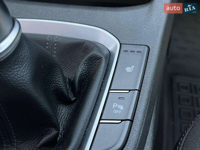 Универсал Hyundai i30 2022 в Львове
