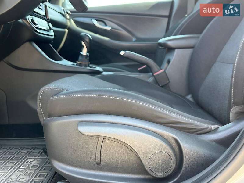 Универсал Hyundai i30 2022 в Львове