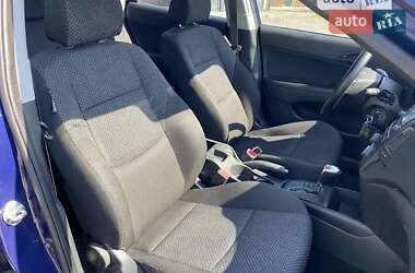 Хэтчбек Hyundai i30 2011 в 