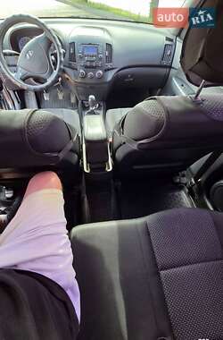 Хэтчбек Hyundai i30 2011 в 