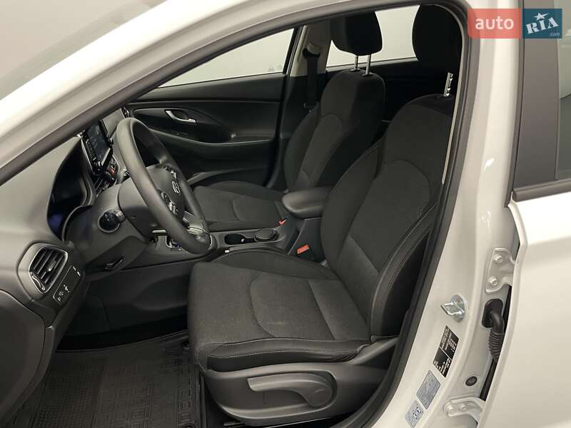 Универсал Hyundai i30 2021 в Киеве
