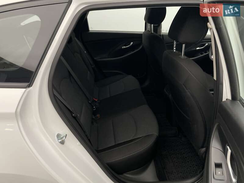 Универсал Hyundai i30 2021 в Киеве
