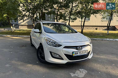 Хэтчбек Hyundai i30 2013 в Киеве