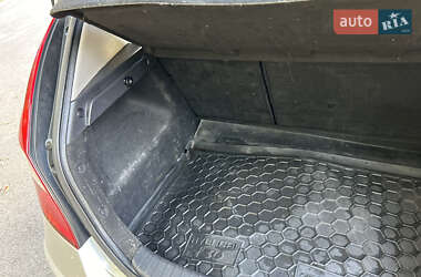 Хэтчбек Hyundai i30 2011 в 
