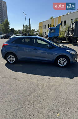 Хэтчбек Hyundai i30 2016 в 