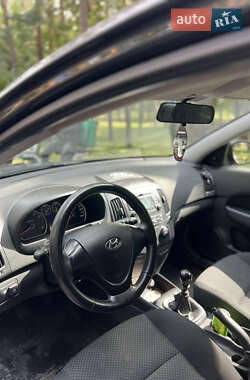 Универсал Hyundai i30 2009 в 