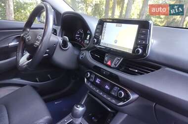 Хэтчбек Hyundai i30 2019 в 